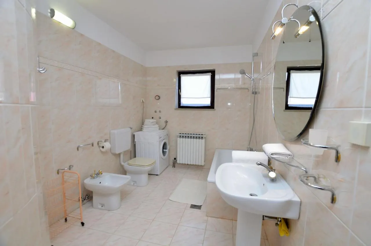 Apartment Gasparini Pula 0*,  Croatia